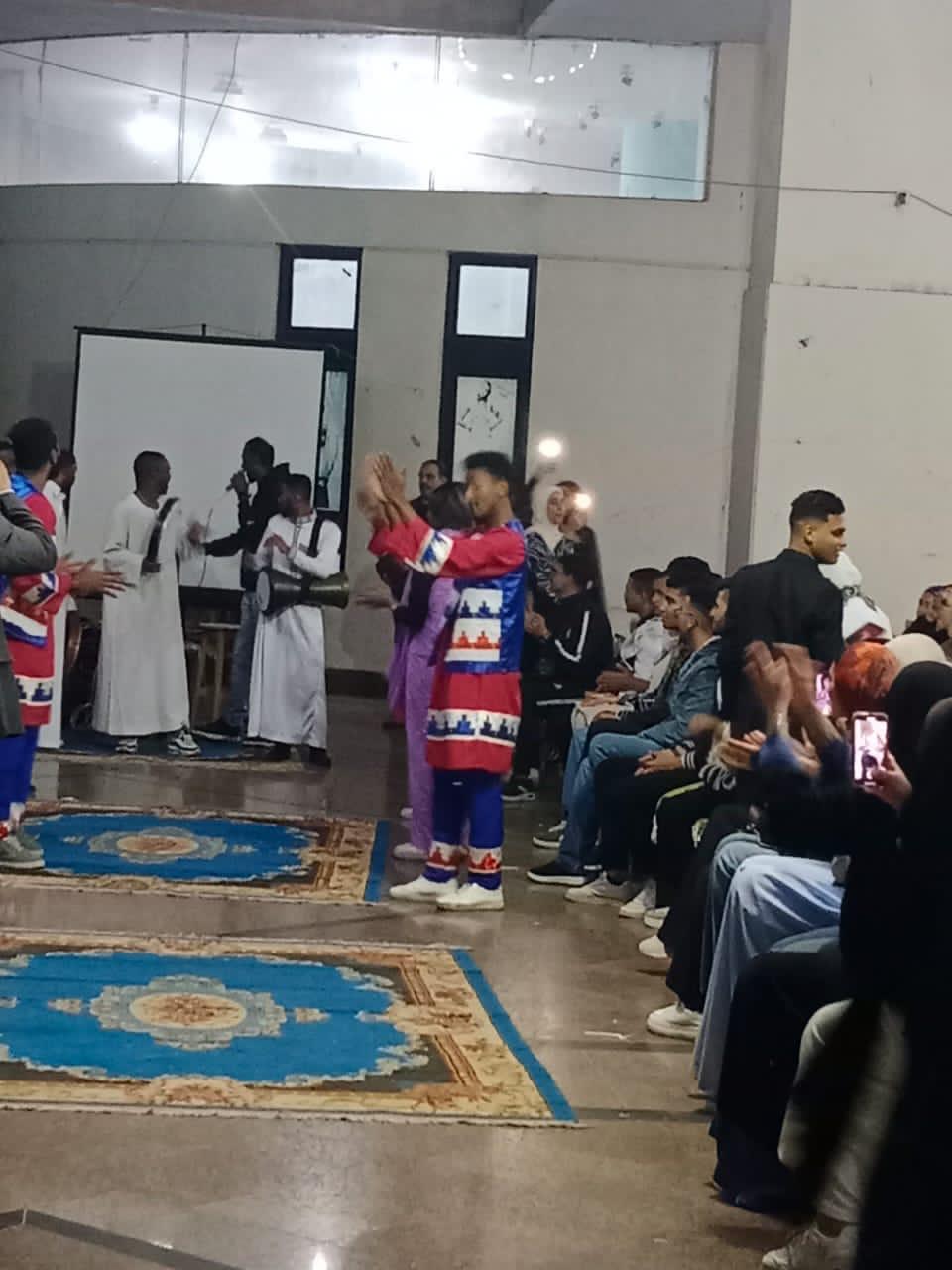 6a0af302 d501 4683 ad5e 0695816f4db1