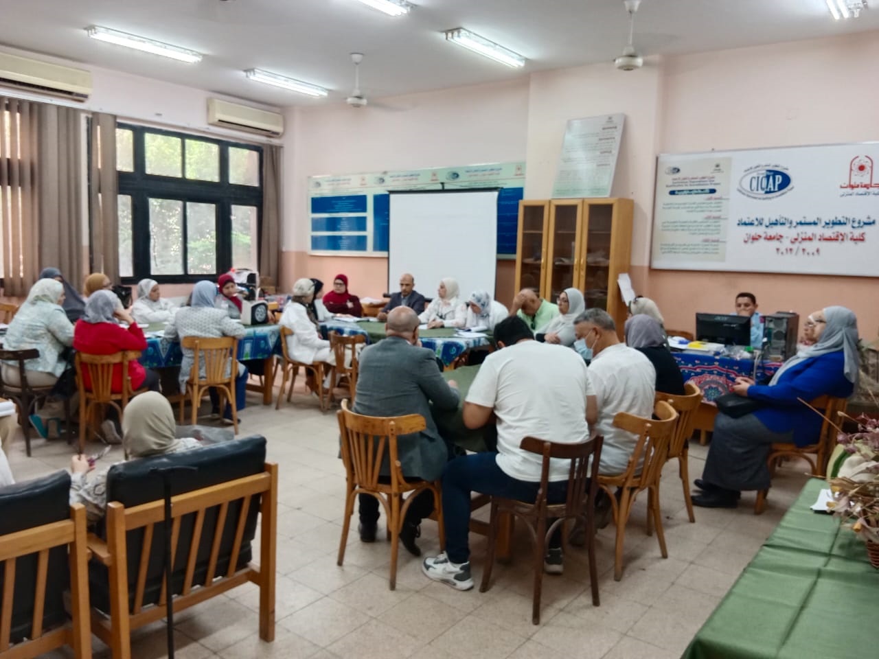 Dean of the Faculty of Home Economics Meets with the Quality Assurance Unit to Discuss Accreditation Readiness